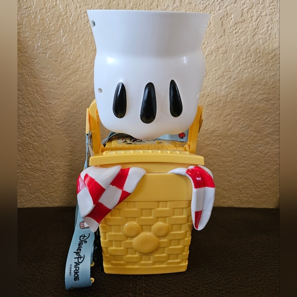 NEW Disney Mickey Mouse Picnic Basket - Picture 4 of 7